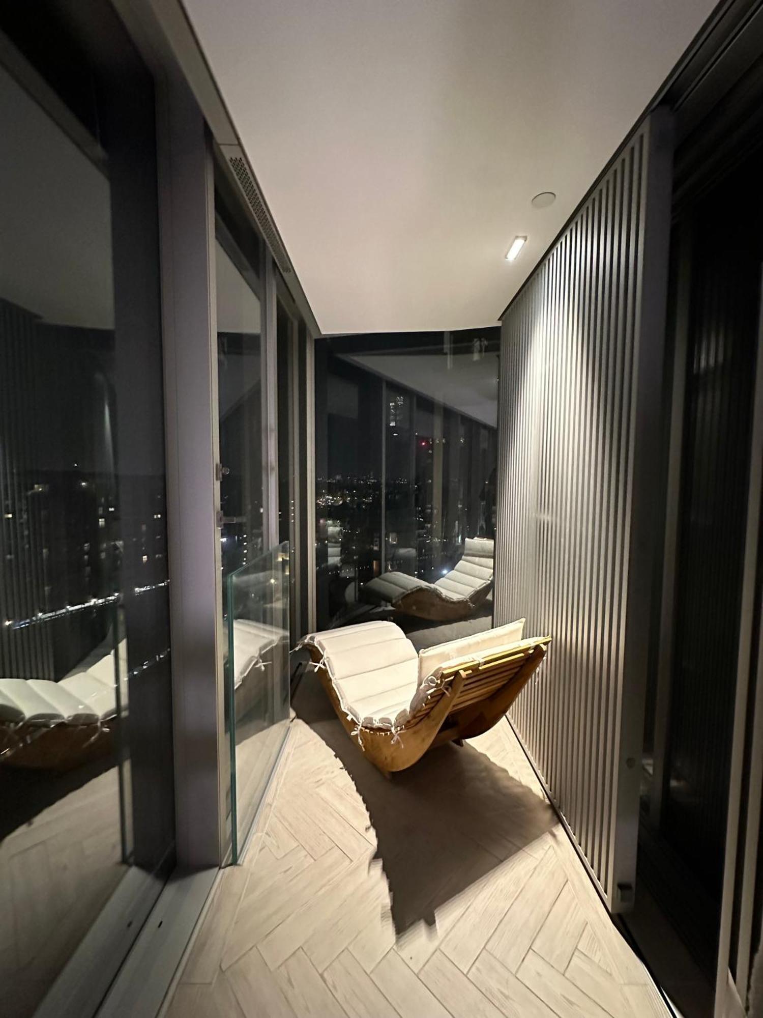 Battersea Power Station Apartment London Exterior photo