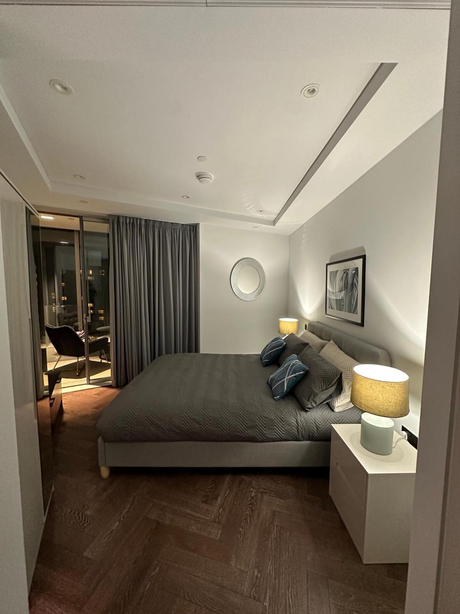 Battersea Power Station Apartment London Exterior photo